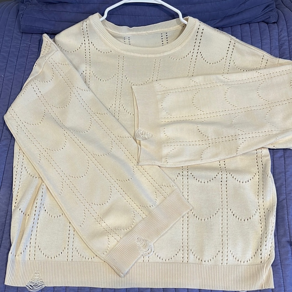 Cream colored sweater *NEVER WORN*
